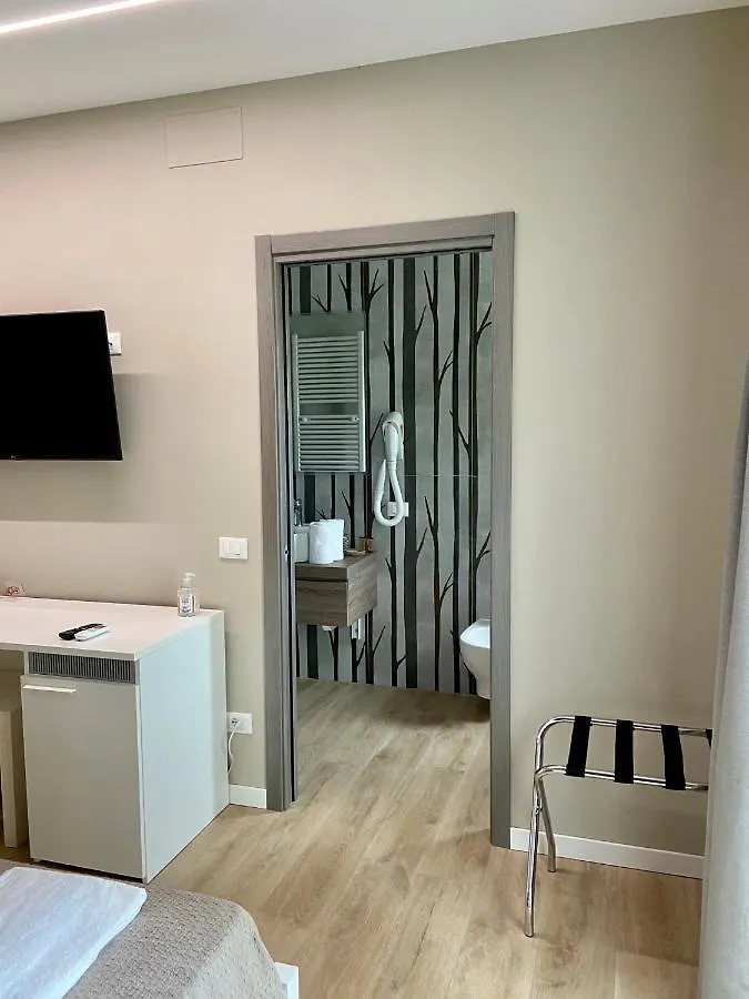 לינה וארוחת בוקר סויאנו דל לאגו B&B Controvento Soiano