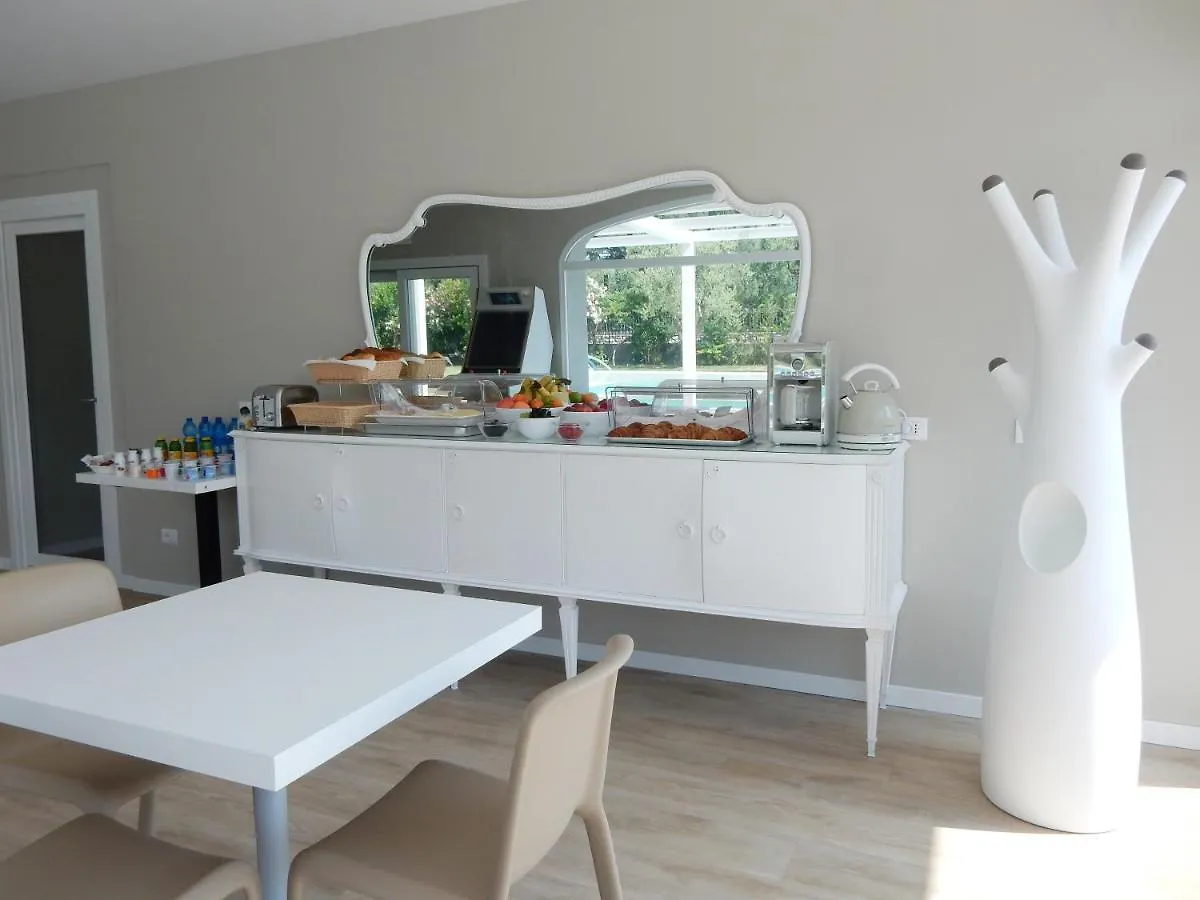 B&B ControVento Soiano Del Lago 0*,  Italia