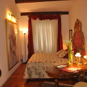Henry's Heaven Venecia